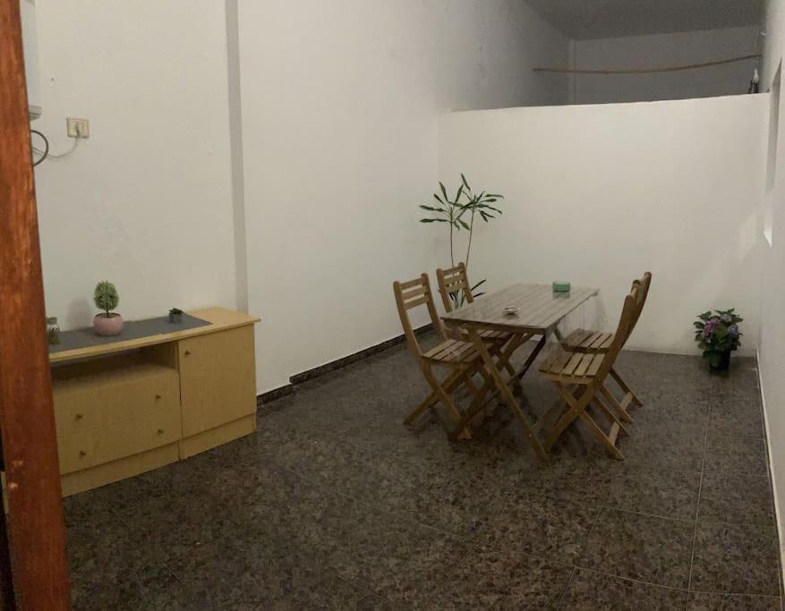 Apartamento En กราน ตาราฮาล ภายนอก รูปภาพ